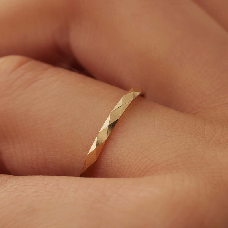 Isabel Bernard Rivoli Laura 14 karaat gouden ring IB330066-60-zoom-