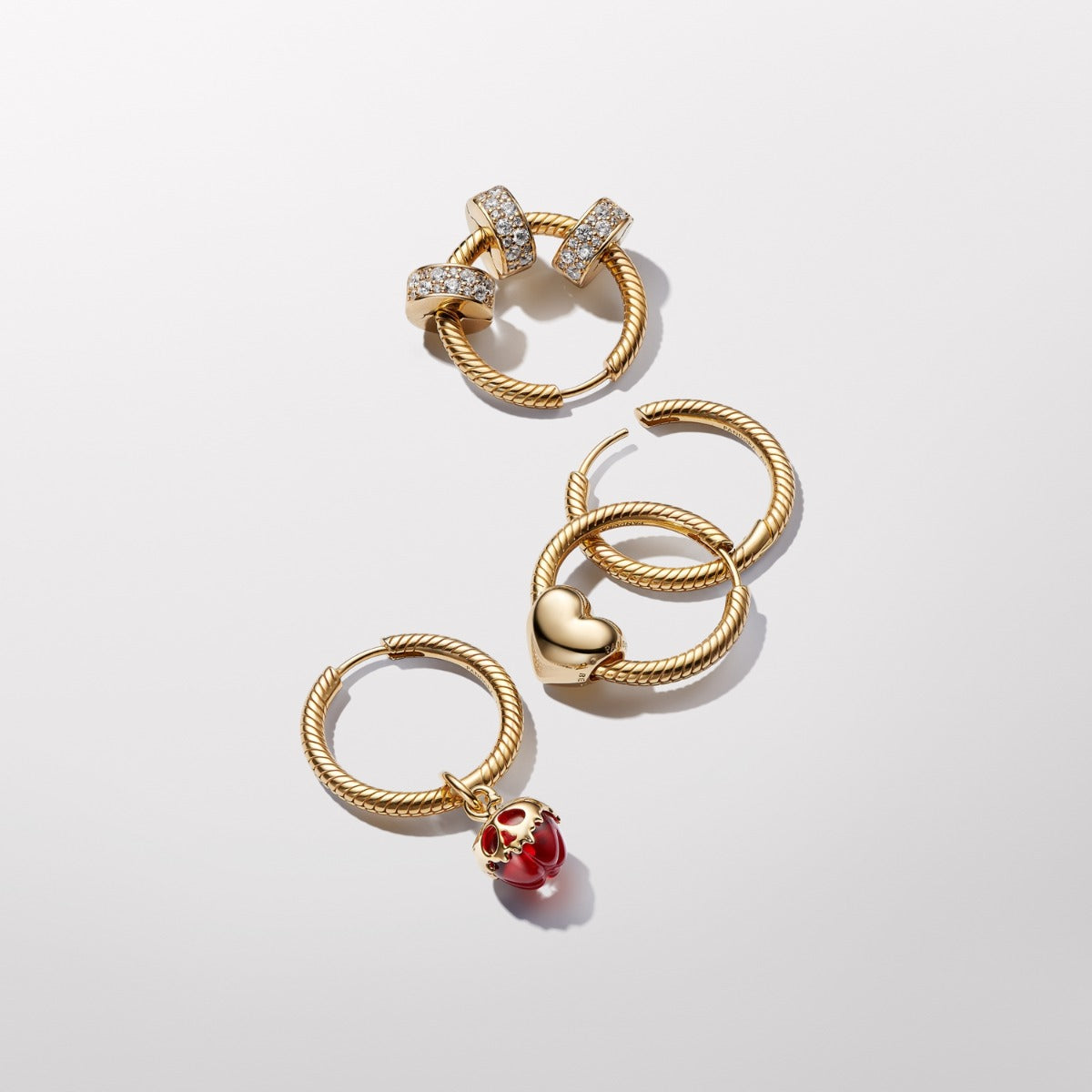 Pandora Moments 14 Karat Gold Plated Heart Charm 763439C00