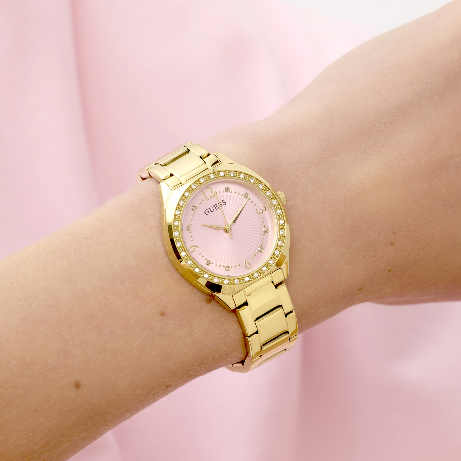 Guess Charlotte Light Pink Women's Watch GW0767L7