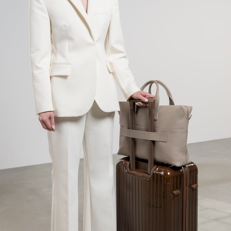 Isabel Bernard Honoré Anique Taupe Kalfsleren Handtas IB25070-zoom-