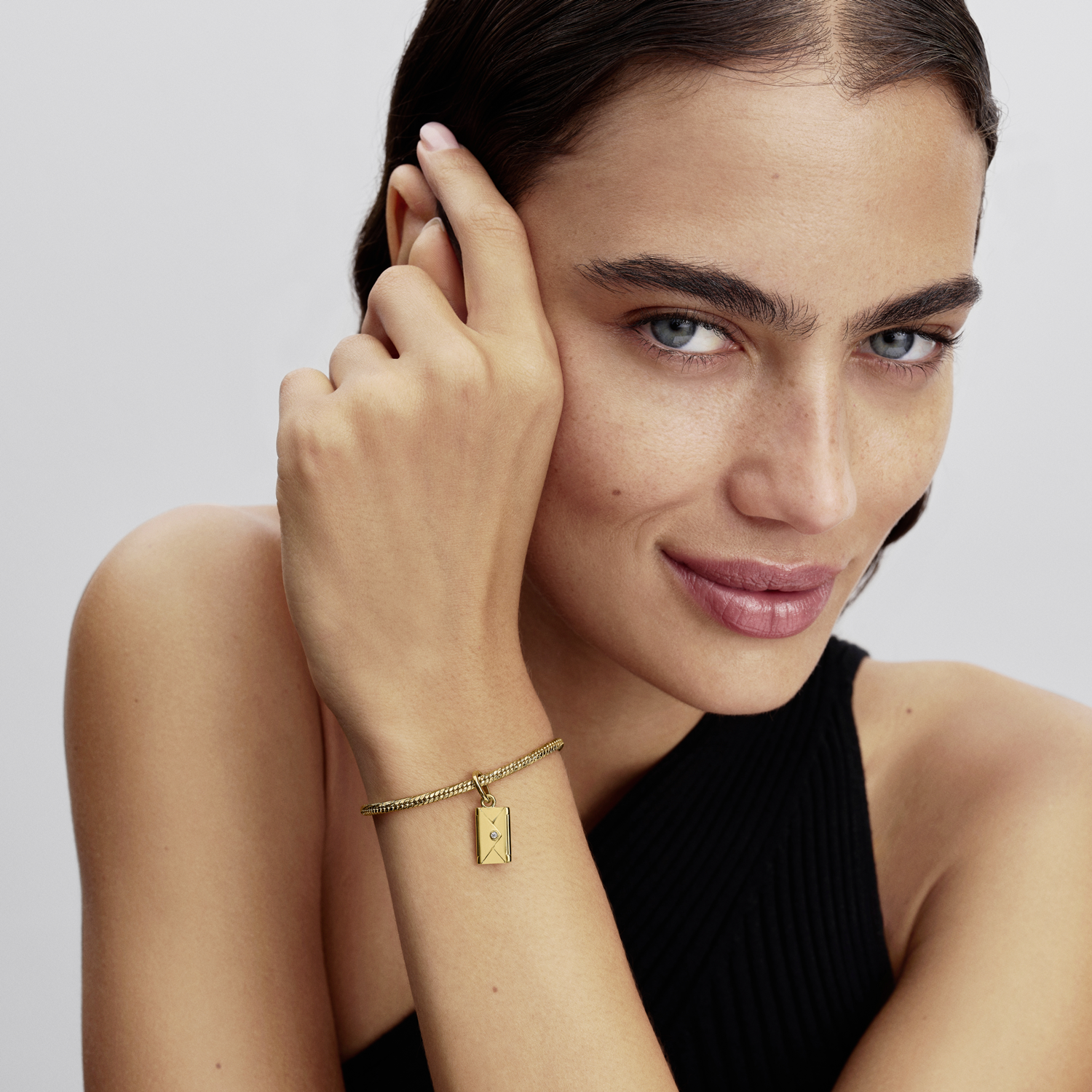 Pandora Moments Gold Plated Engravable & Openable Envelope Pendant 764421C01