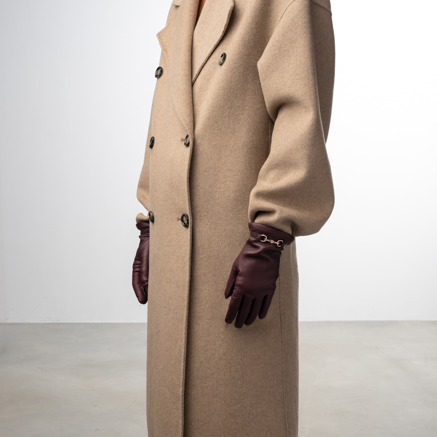 Isabel Bernard Honoré Marcelia Bordeaux Red goatskin leather gloves IB67001-352-6.5