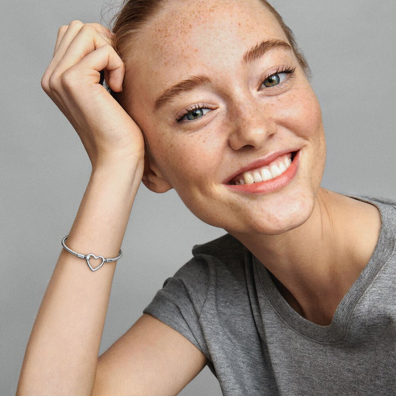 Pandora Moments Heart Closure Snake Bracelet 599539C00-18-zoom-