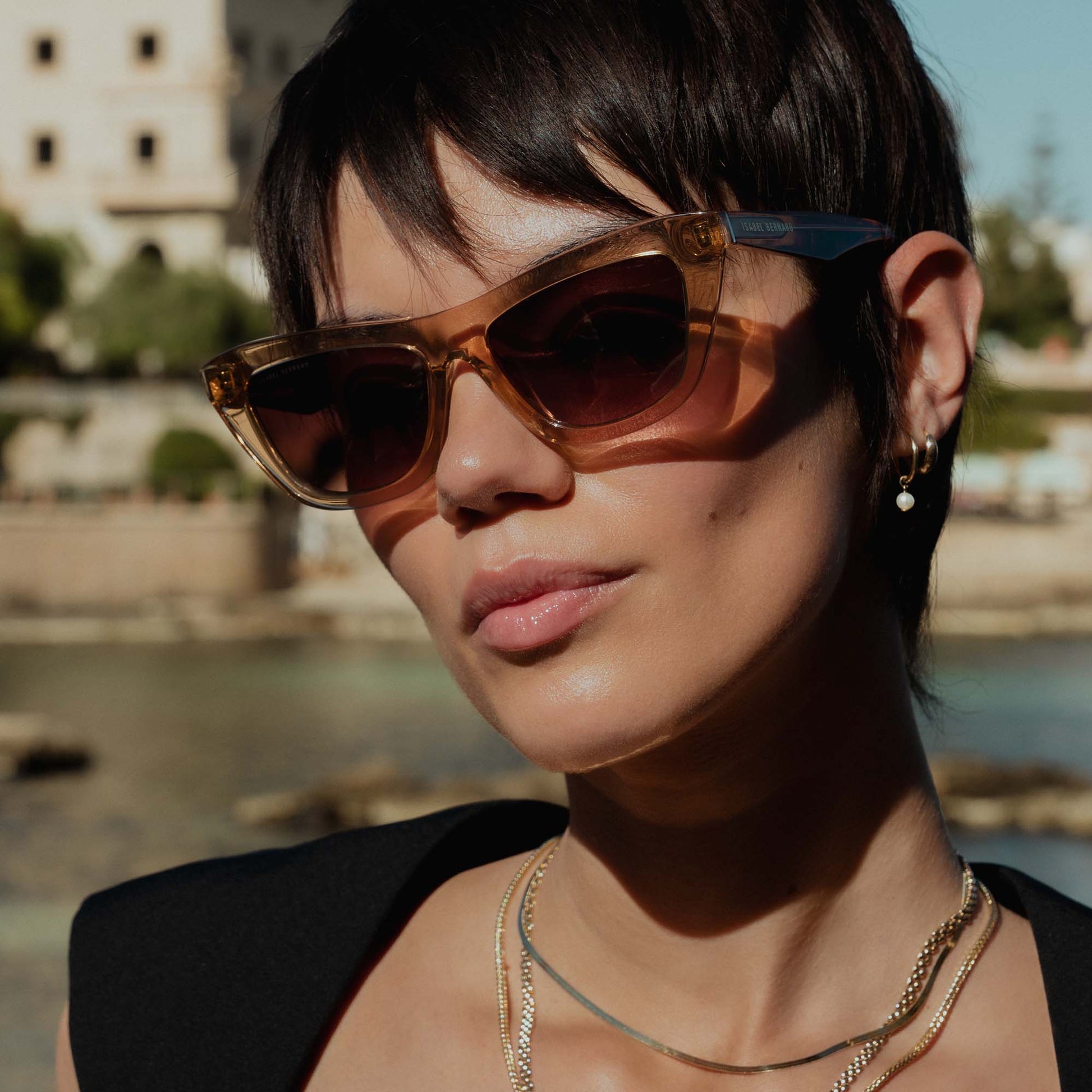 Isabel Bernard La Villette Roselin Transparant Beige Cat Eye Zonnebril IB400006-02-14