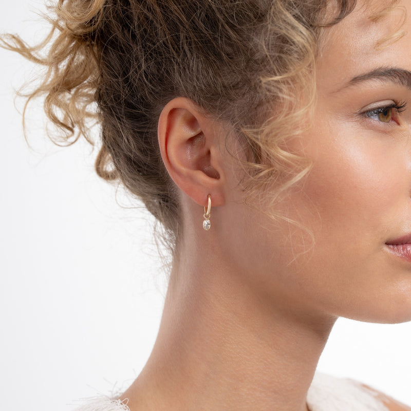 Isabel Bernard Le Marais Sophie 14 Karaat Gouden Oorringen met Zirkonia Steen IB360293-zoom-