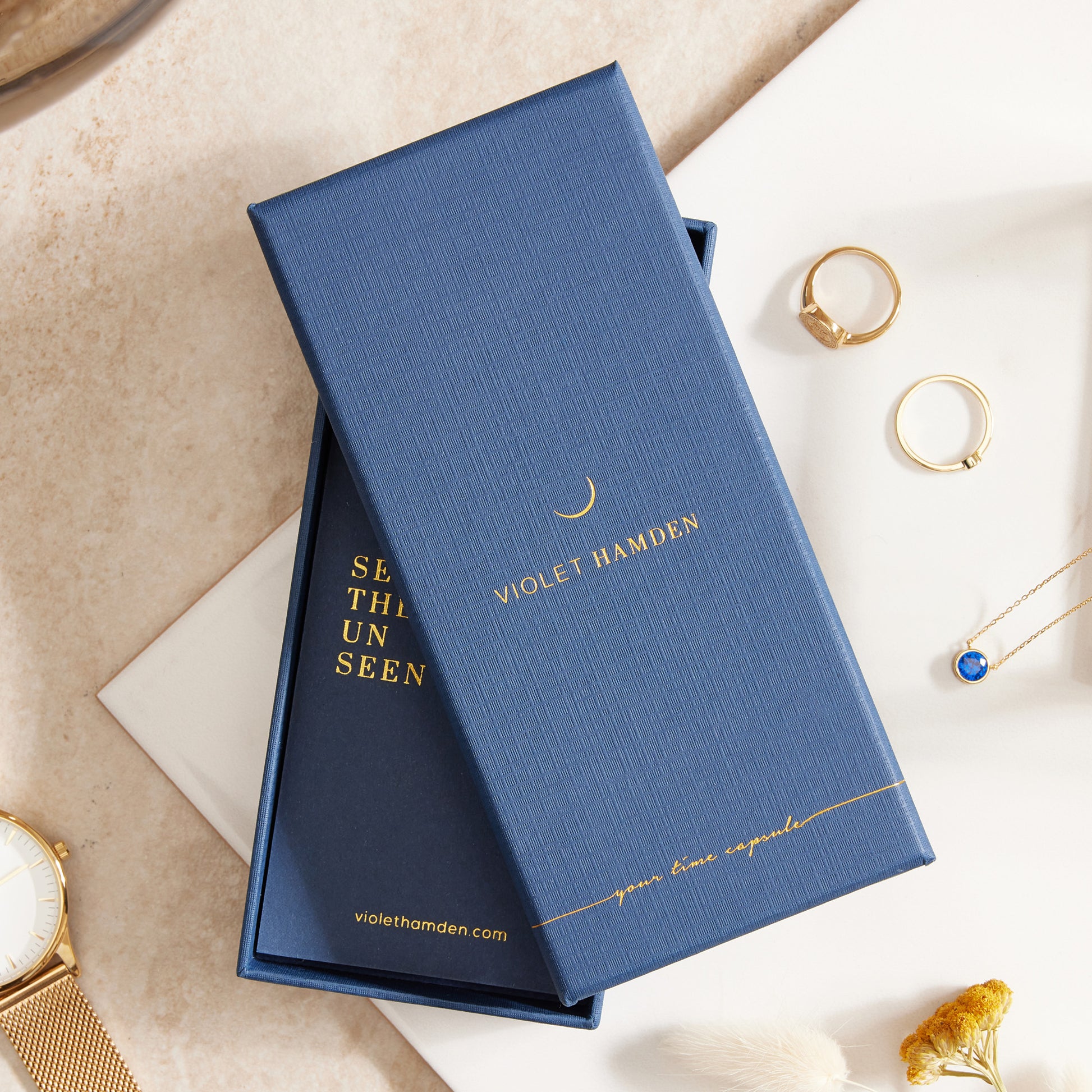 Violet Hamden Day & Night Rond Women'sWatch Silver-coloured and White VH08001