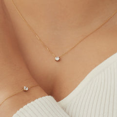 Isabel Bernard Cadeau d'Isabel 14 Carat Golden Necklace and Bracelet giftset IB90029