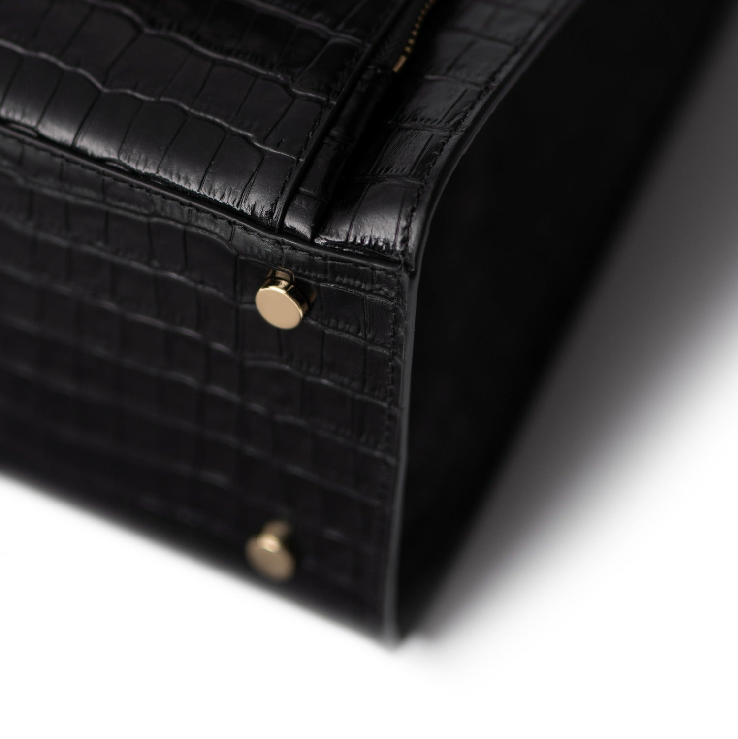 Isabel Bernard Honoré Nadine croco black calfskin leather handbag with 13 inch laptop compartment IB25110-201-13