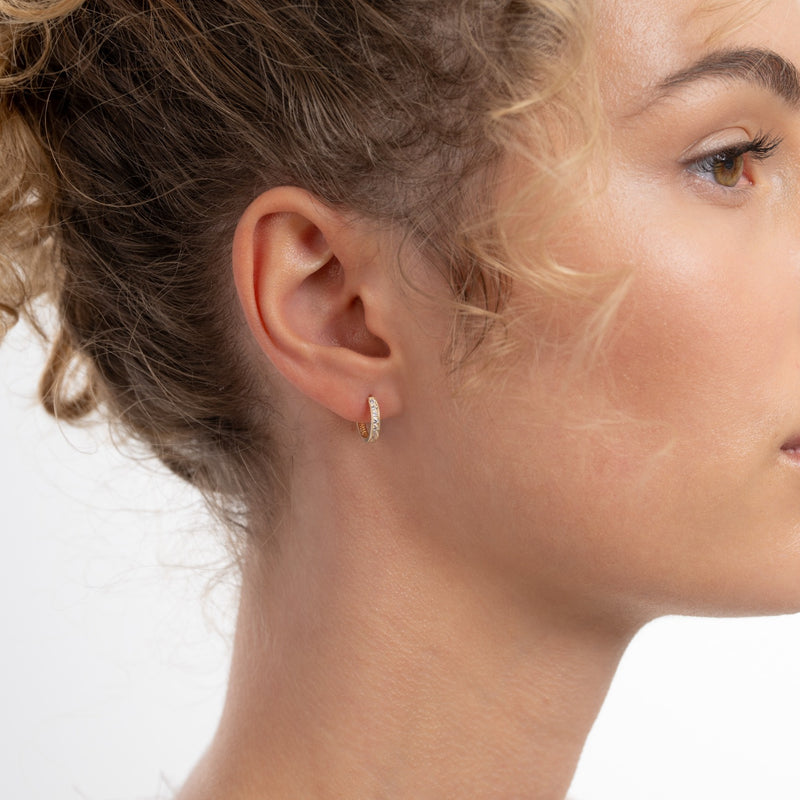 Isabel Bernard 14 karaat gouden Le Marais Tiphaine Klapoorringen IB360200-zoom-