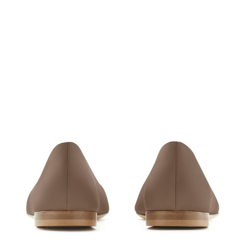 Isabel Bernard Vendôme Elita taupe leren ballerina's van kalfsleer IB51002-03-41-zoom-